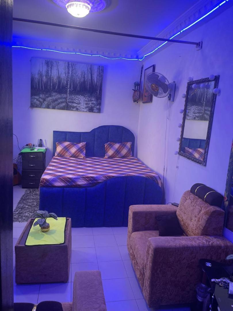 Studio meublé Dakar Extérieur photo